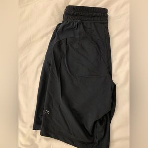 Lululemon shorts in size S